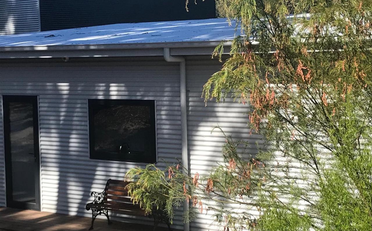 Gillys Guesthouse Metung Eksteriør bilde